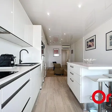 Renove Avec Terrasse, Climatisation Et Parking A - Fr-1-647-42 Apartament