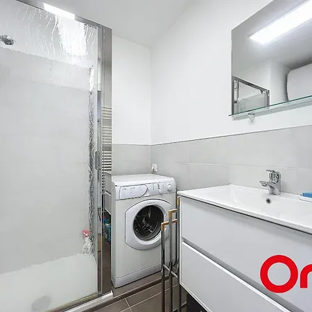Renove Avec Terrasse, Climatisation Et Parking A - Fr-1-647-42 Mentona