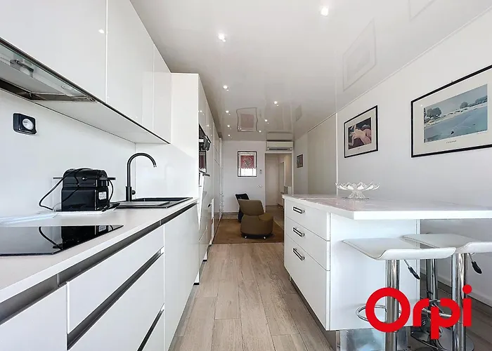 Renove Avec Terrasse, Climatisation Et Parking A - Fr-1-647-42 Apartmán